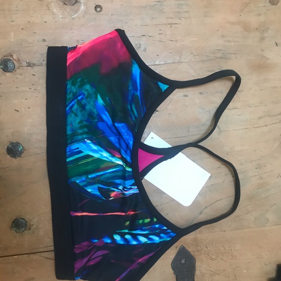 Fabletics NWT sports bra bundle - Picture 3 of 6